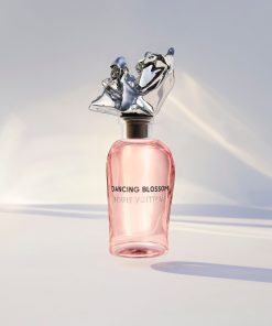 Donna Louis Vuitton | Dancing Blossom