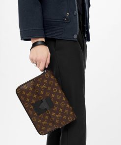 Uomo Louis Vuitton Pochette | Pochette A4 S Lock