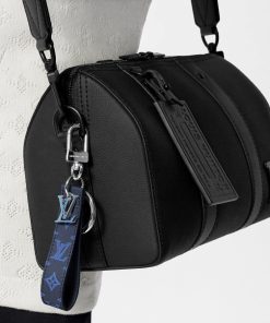 Uomo Louis Vuitton Portachiavi E Charms Per Borse | Charm Per Borse E Portachiavi Lv Shadow Dragonne Blu